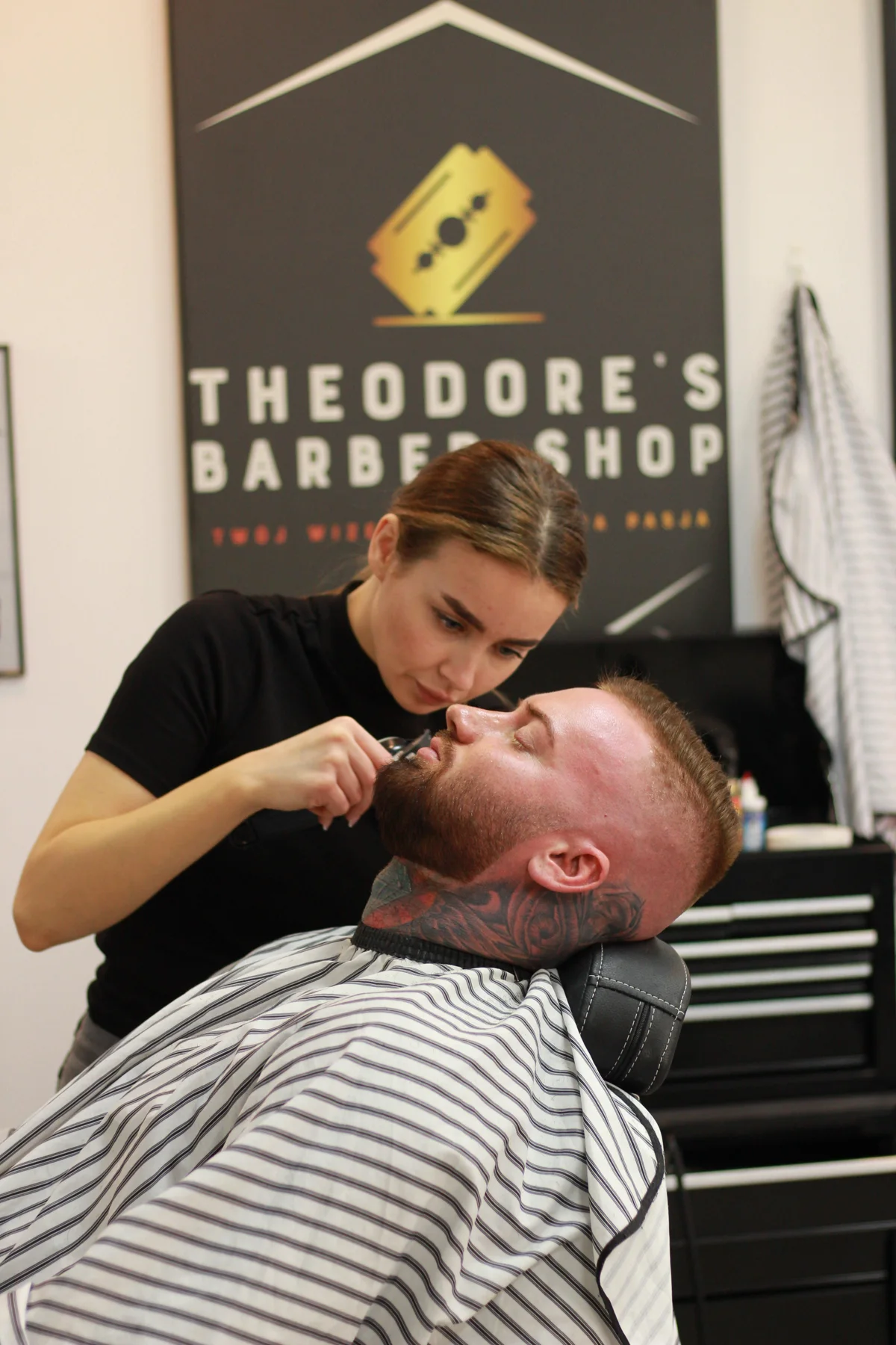 Praca barberska Theodore’s — zdjęcie 10